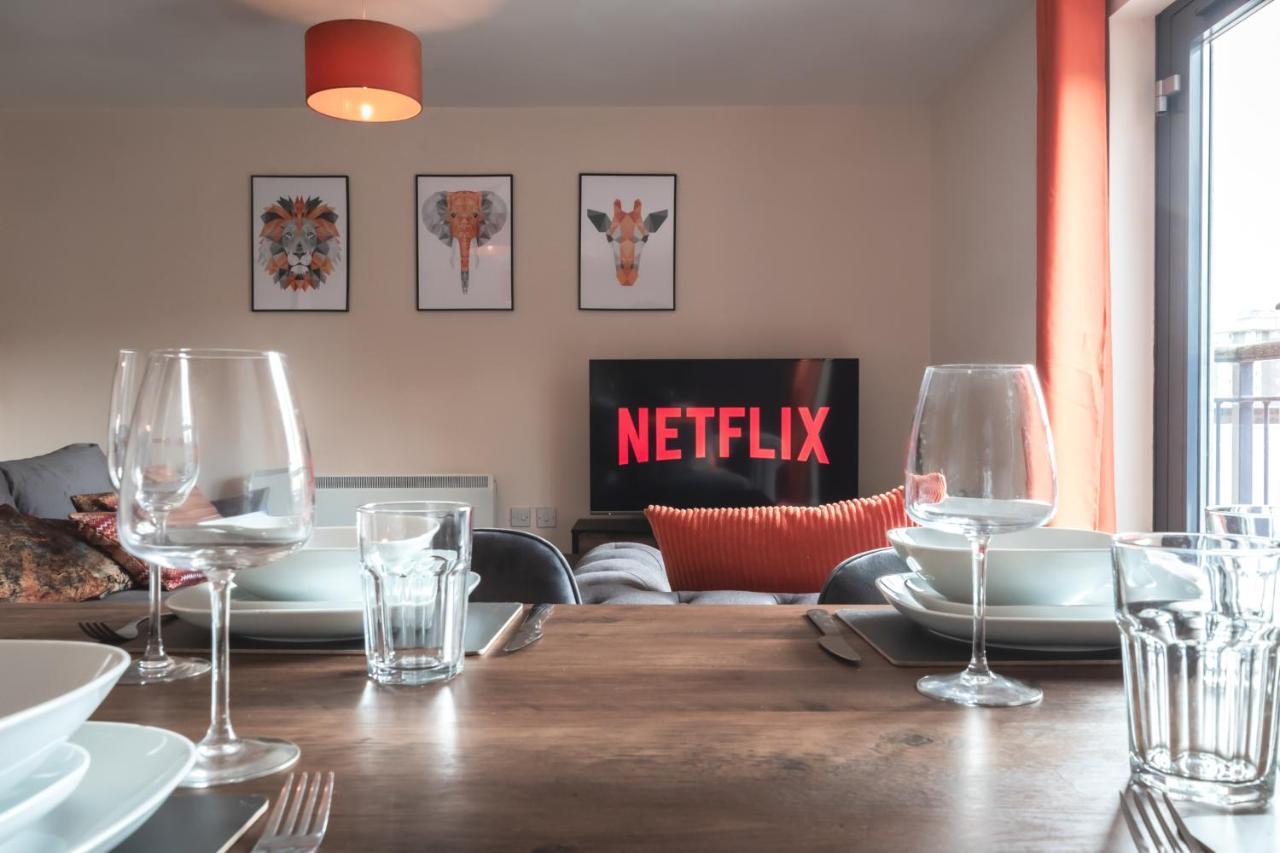 Best Price! 2 Bed City Centre - 4 Single Beds Or 2 Super King, Smart Tvs, Sofa Bed & Free Secure Parking Southampton Exteriér fotografie